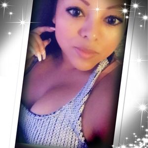 Meet your Posher, Alma